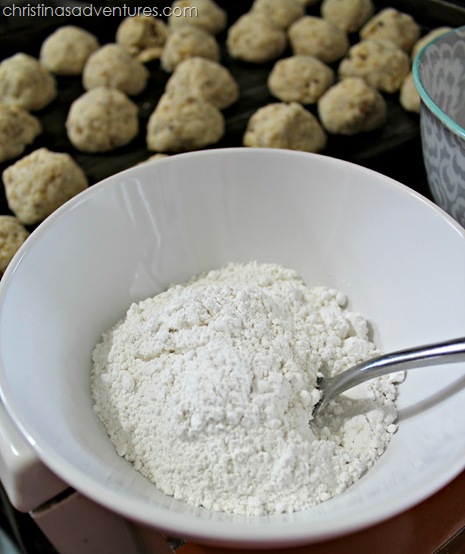 powdered sugar snowball cookies