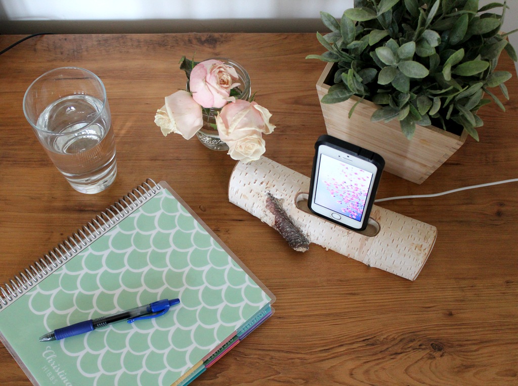 Where I blog (+ Uncommon Goods Giveaway)