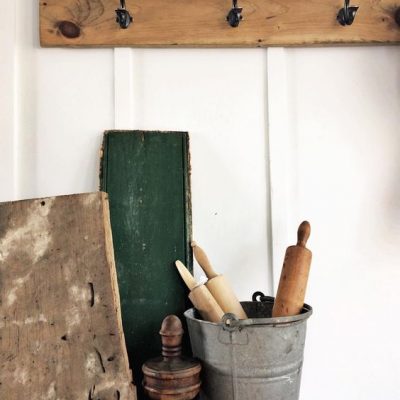 How to search for vintage farmhouse items on Craigslist