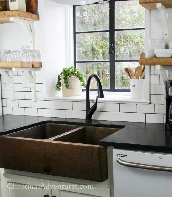 hammered copper farmhouse sink