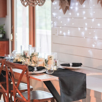 Cozy Christmas table decorations